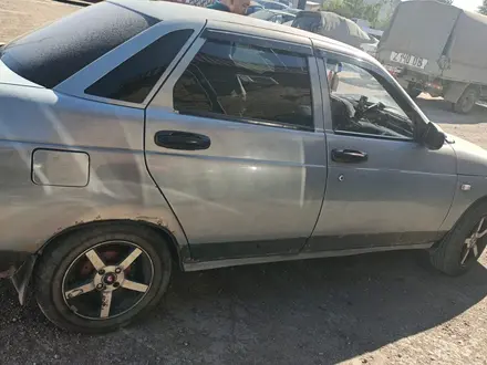 ВАЗ (Lada) 2110 2001 года за 550 000 тг. в Астана – фото 2
