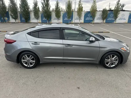 Hyundai Elantra 2017 года за 5 400 000 тг. в Актобе – фото 21