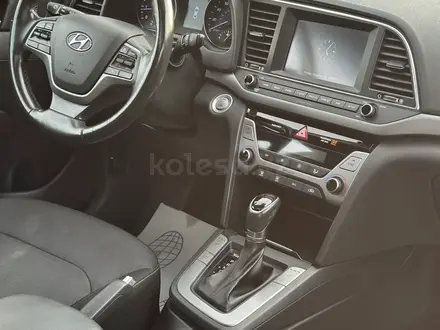 Hyundai Elantra 2017 года за 5 400 000 тг. в Актобе – фото 35