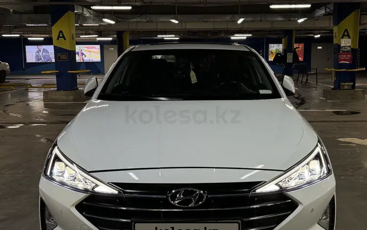 Hyundai Elantra 2019 года за 9 700 000 тг. в Шымкент