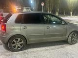 Volkswagen Polo 2009 года за 3 000 000 тг. в Актобе – фото 4