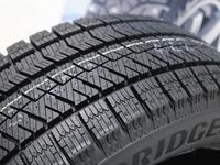 Bridgestone 225/45R19 Blizzak ICE за 111 000 тг. в Алматы