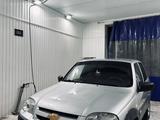 Chevrolet Niva 2013 годаfor3 100 000 тг. в Актобе – фото 2