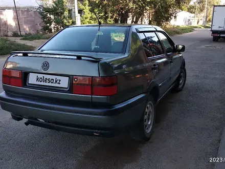 Volkswagen Vento 1992 года за 1 350 000 тг. в Уральск – фото 6