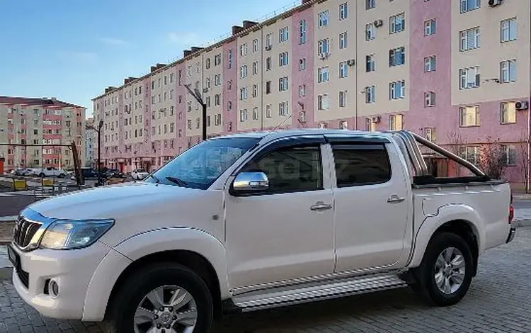 Toyota Hilux 2011 годаfor10 000 000 тг. в Актау