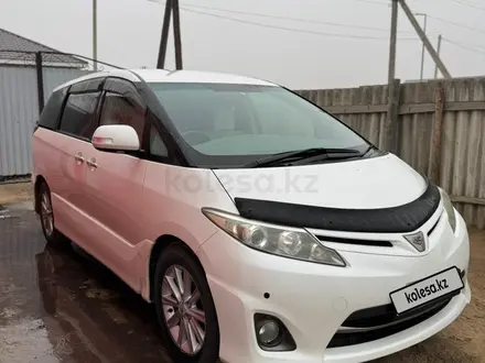 Toyota Estima 2012 года за 5 500 000 тг. в Атырау – фото 3