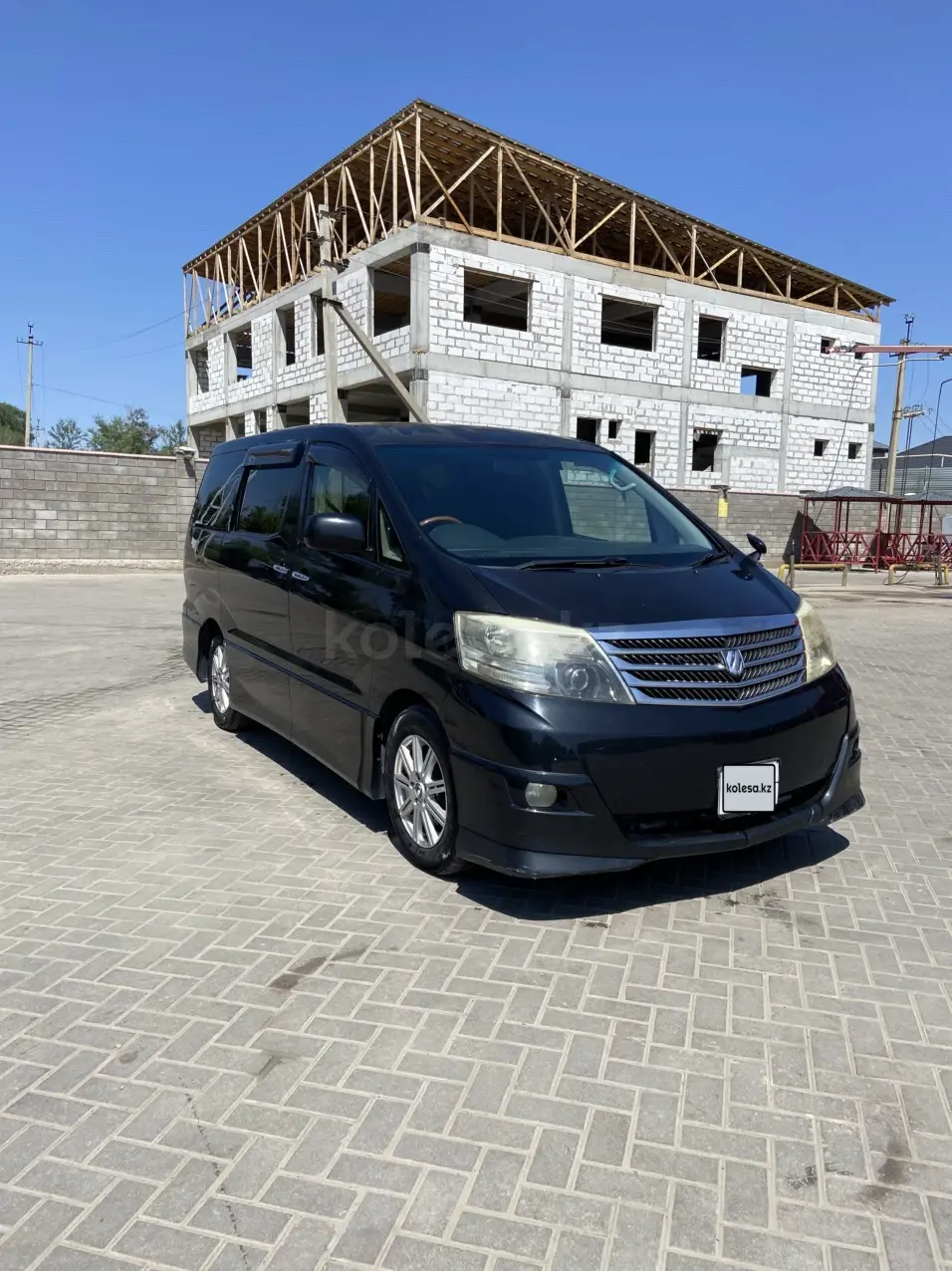 Toyota Alphard, 2008