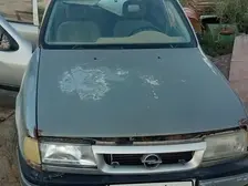 Opel Vectra, 1993