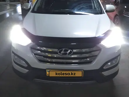 Hyundai Santa Fe 2014 года за 10 200 000 тг. в Астана – фото 21