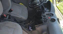 Volkswagen Caddy 2009 года за 4 200 000 тг. в Усть-Каменогорск – фото 3