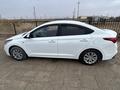 Hyundai Solaris 2020 годаfor7 000 000 тг. в Жанаозен – фото 4