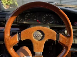 Audi 100