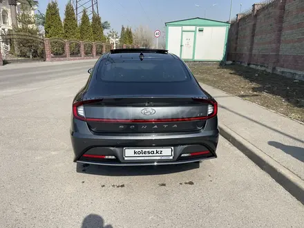 Hyundai Sonata 2023 года за 16 000 000 тг. в Алматы – фото 5
