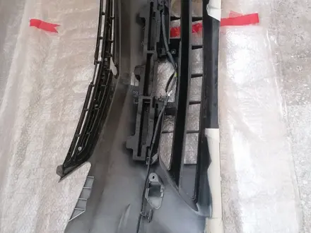 Бампер передний задний решетка радиатора туманки парктроники за 50 000 тг. в Усть-Каменогорск – фото 10