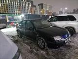 Volkswagen Jetta 2002 года за 1 500 000 тг. в Астана – фото 2