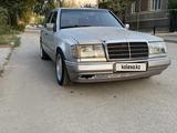 Mercedes-Benz E 280 1993 года за 1 850 000 тг. в Алматы – фото 4