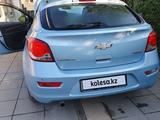 Chevrolet Cruze 2013 годаfor4 300 000 тг. в Астана – фото 2