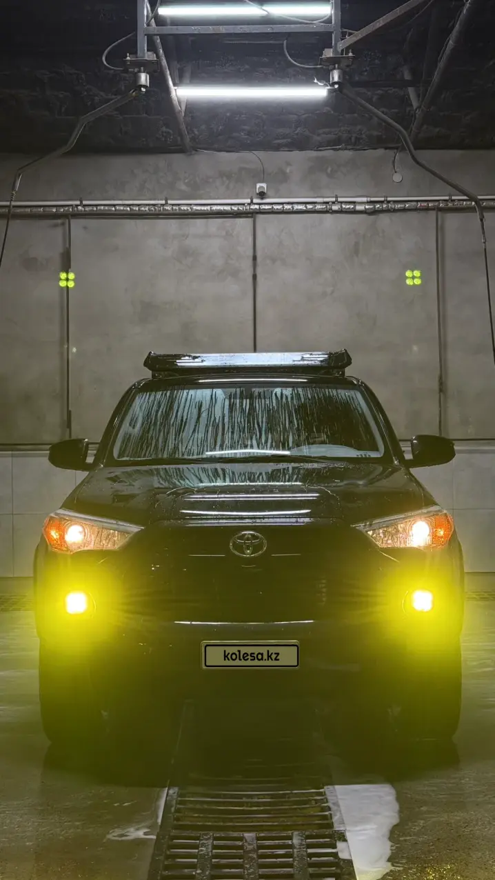 Toyota 4Runner, 2016