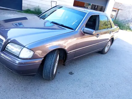 Mercedes-Benz C 280 1993 года за 2 000 000 тг. в Талдыкорган – фото 2