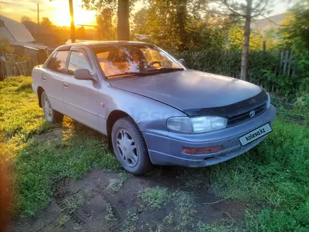 Toyota Camry 1993 года за 2 500 000 тг. в Семей – фото 2