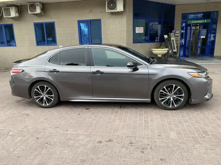 Toyota Camry 2019 года за 10 800 000 тг. в Алматы – фото 6