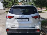 Toyota Highlander 2014 года за 15 500 000 тг. в Усть-Каменогорск – фото 4