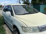 Mitsubishi Chariot 1998 года за 1 400 000 тг. в Алматы – фото 2