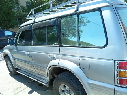 Mitsubishi Pajero 1997 года за 3 700 000 тг. в Атырау – фото 2