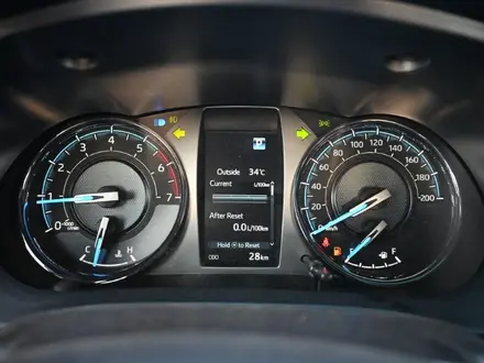 Toyota Hilux Adventure 2025 года за 26 500 000 тг. в Семей – фото 11