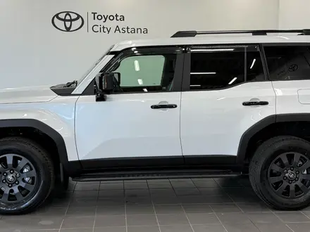 Toyota Land Cruiser Prado Prestige 2024 года за 39 000 000 тг. в Астана – фото 3
