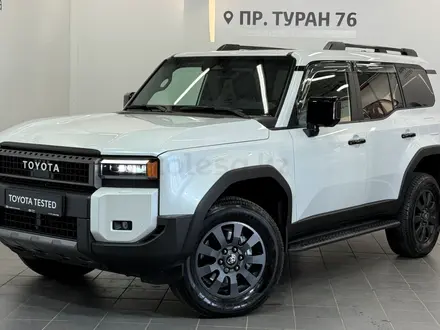 Toyota Land Cruiser Prado Prestige 2024 года за 39 000 000 тг. в Астана