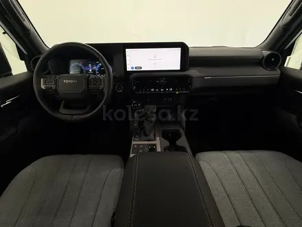 Toyota Land Cruiser Prado Prestige 2024 года за 39 000 000 тг. в Астана – фото 8