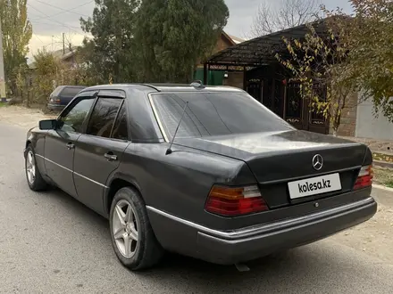 Mercedes-Benz E 230 1992 года за 1 500 000 тг. в Тараз – фото 9