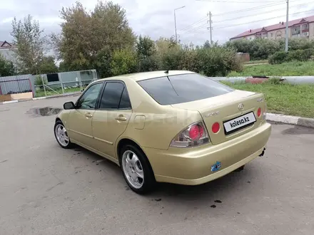 Lexus IS 200 2002 года за 4 000 000 тг. в Петропавловск – фото 2