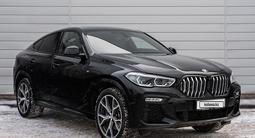 BMW X6 2021 года за 46 000 000 тг. в Астана – фото 2