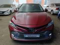 Toyota Camry 2020 года за 9 677 700 тг. в Актобе – фото 2
