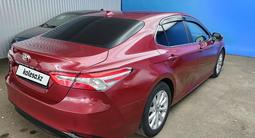 Toyota Camry 2020 года за 9 677 700 тг. в Актобе – фото 4