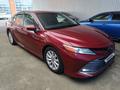 Toyota Camry 2020 года за 9 677 700 тг. в Актобе – фото 3