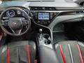 Toyota Camry 2020 года за 9 677 700 тг. в Актобе – фото 7