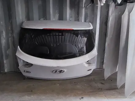 Крышка багажника Hyundai I30 2011-2016 за 120 000 тг. в Шымкент