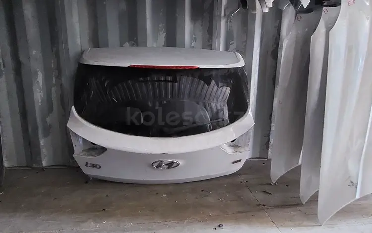 Крышка багажника Hyundai I30 2011-2016 за 120 000 тг. в Шымкент