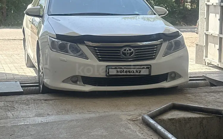 Toyota Camry 2013 годаүшін9 000 000 тг. в Семей