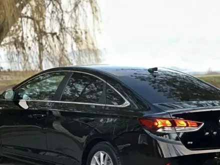 Hyundai Sonata 2019 года за 9 700 000 тг. в Шымкент – фото 5