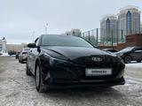 Hyundai Elantra 2021 года за 8 650 000 тг. в Астана – фото 2