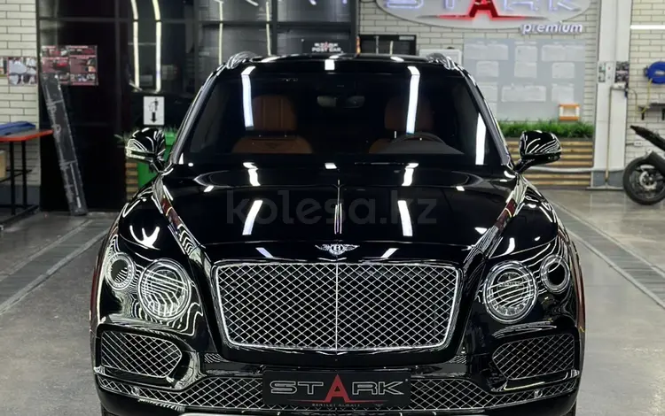 Bentley Bentayga 2017 года за 70 000 000 тг. в Астана