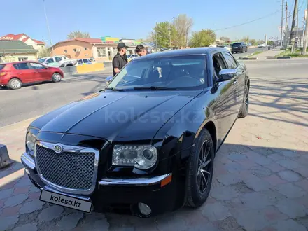 Chrysler 300C 2005 года за 6 000 000 тг. в Алматы – фото 36