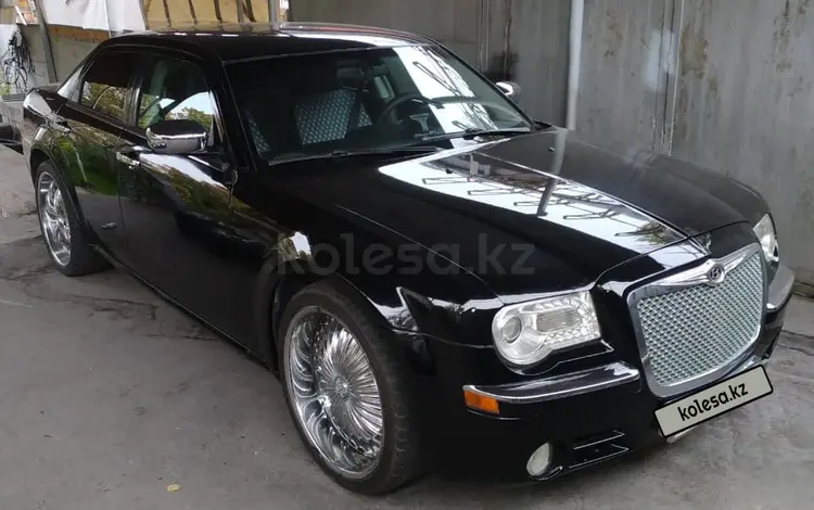 Chrysler 300C 2005 года за 6 000 000 тг. в Алматы