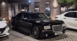 Chrysler 300C 2005 года за 6 000 000 тг. в Алматы – фото 2