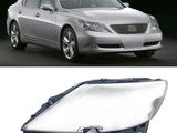 Стекла фар Lexus ls 460 за 65 000 тг. в Алматы