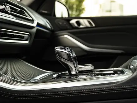 BMW X5 2019 года за 27 000 000 тг. в Алматы – фото 22